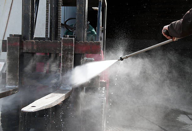 Best Deck Cleaning Services  in Castroville, TX